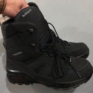 Lowa Men’s Winter Boot Gore Tex